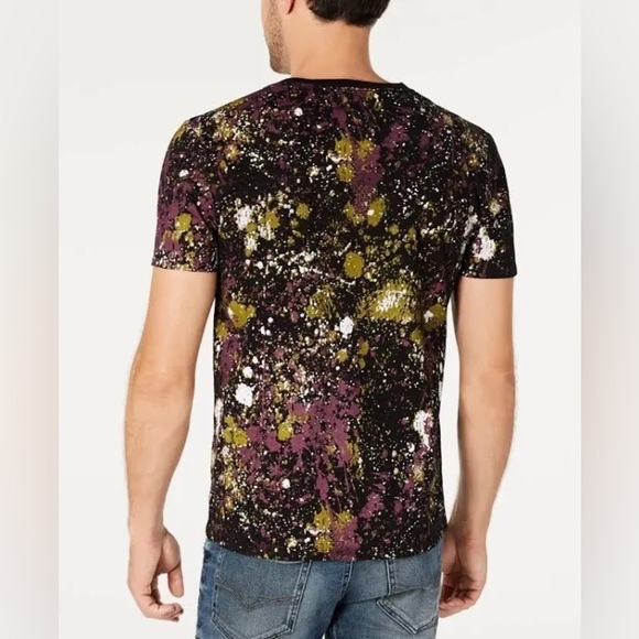 Guess Shirts Guess Basic Graffiti Drop T Shirt Crew Neck - Picture 9 of 16